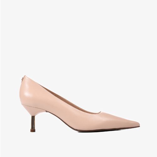 Scarpin Nude Salto Fino Baixo Couro