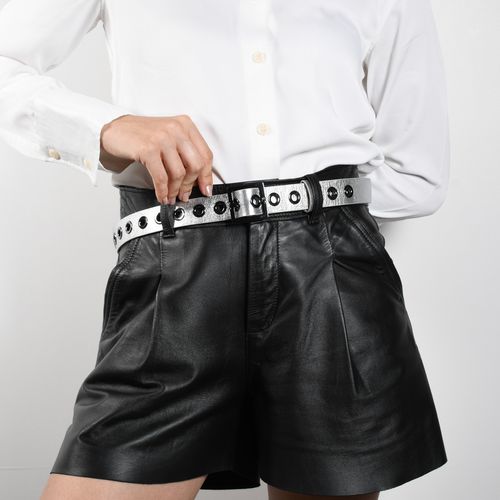 Cinto Metalizado Prata Ilhóses Couro Jb