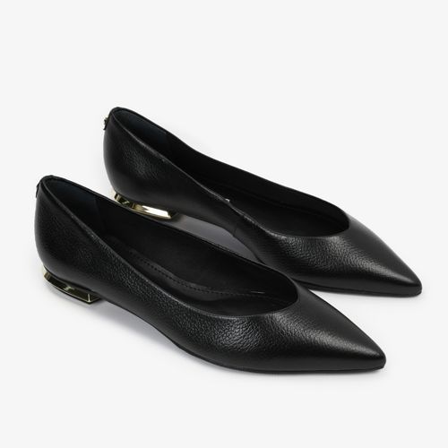 Sapatilha Preto Bico Fino Couro