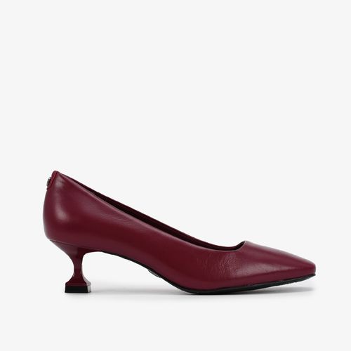 Scarpin Vinho Dark Cherry Salto Fino Baixo Couro