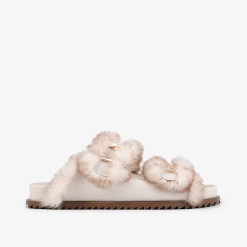 Slide Branco Blanc Fivelas Couro Plumas