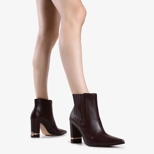 Bota Bico Fino Marrom Florença Couro