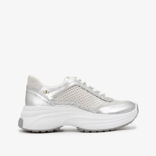 Tênis Branco Prata Metalizado Couro