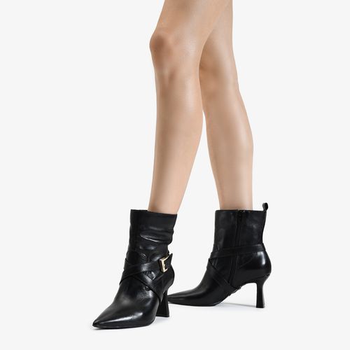 Bota Salto Fino Preto Couro