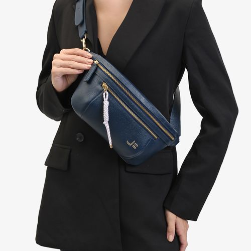 Belt Bag Azul Montana Couro