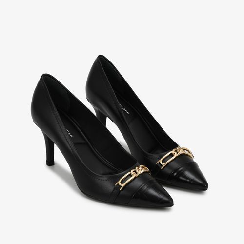 Scarpin Bico Fino Preto Couro