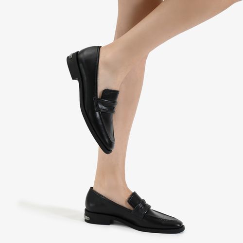 Loafer Salto Bloco Preto Couro