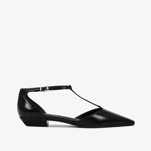 Scarpin Preto Bico Quadrado Couro