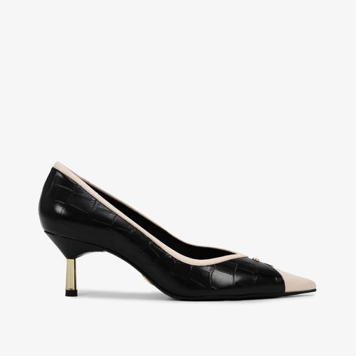 Scarpin Bico Fino Preto Branco Couro Croco