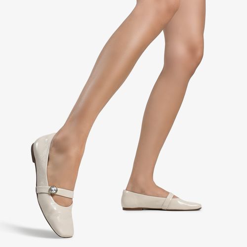 Sapatilha Off White Couro