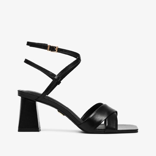 Sandália Preto Salto Bloco Couro