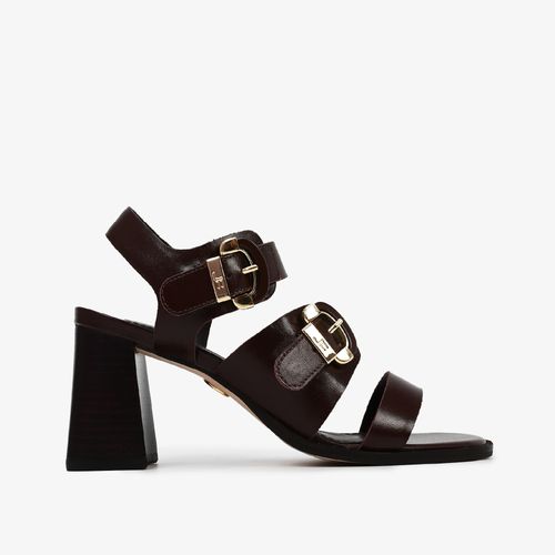 Sandália Salto Bloco Marrom Florença Couro