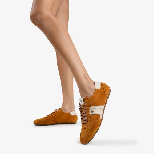 Tênis Caramelo Couro Camurção