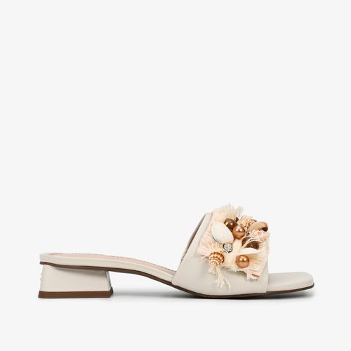 Tamanco Off White Ráfia Concha Couro