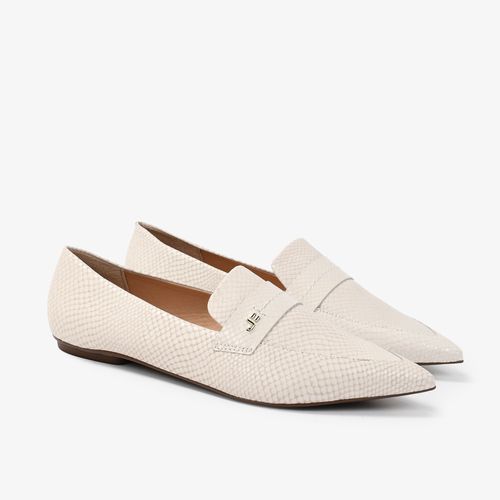 Sapatilha Off White Bico Fino Couro