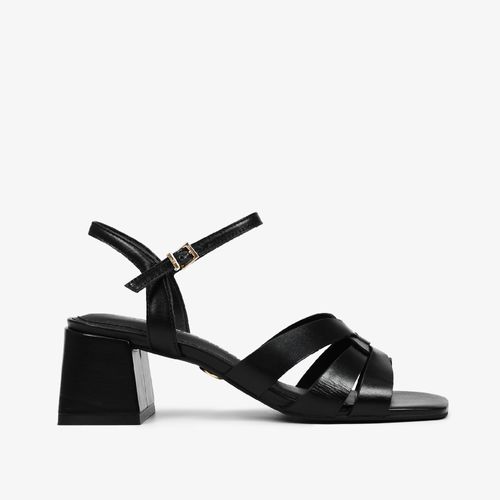 Sandália Preto Tiras Couro