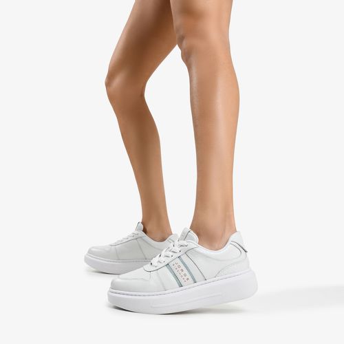 Calçado Fechado Feminino Tênis Couro Floter Fresh Branco