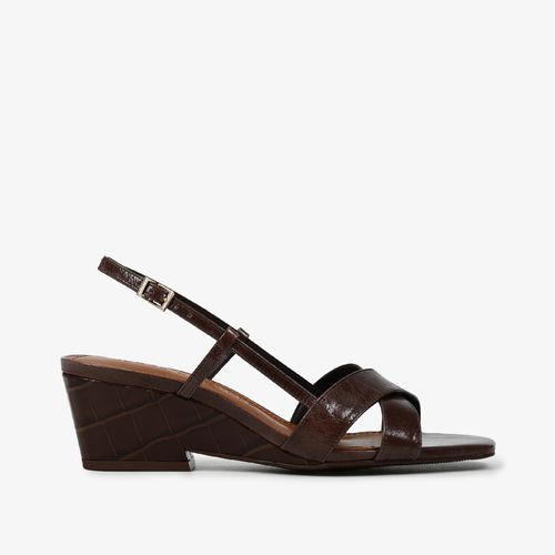 Sandália Marrom Terroir Couro Caseinado