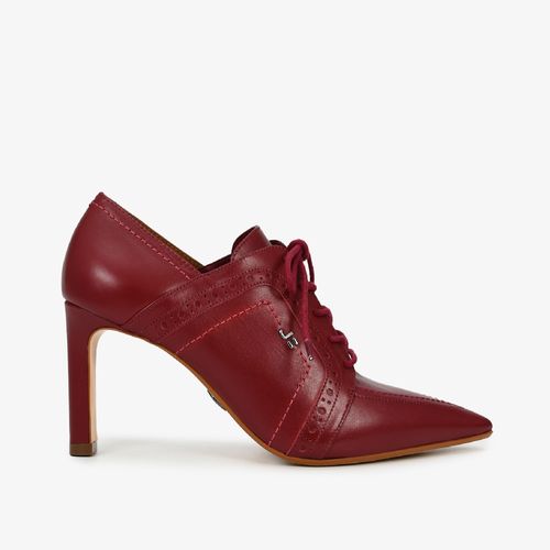 Scarpin Fechado Vinho Cabernet Couro