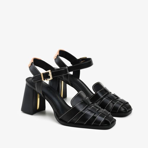 Sandália Preto Couro