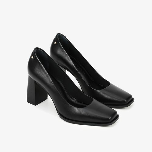 Scarpin Salto Off White Cordilheira Preto Couro