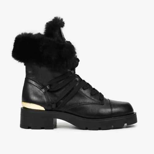 Bota Preto Pelo Couro